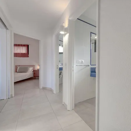 Holiday home Mar 122 - Ocean Views - 2 Min By Lanzarote Famara