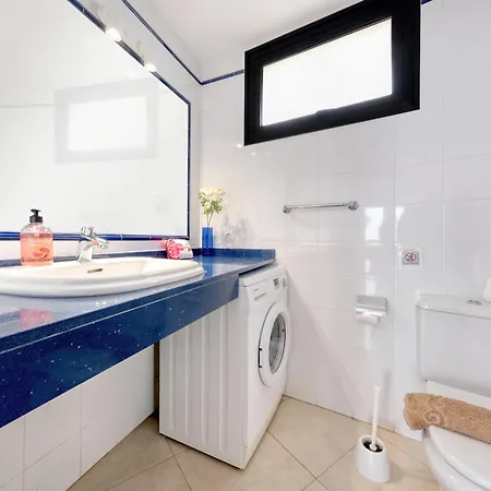 Mar 122 - Ocean Views - 2 Min By Lanzarote *