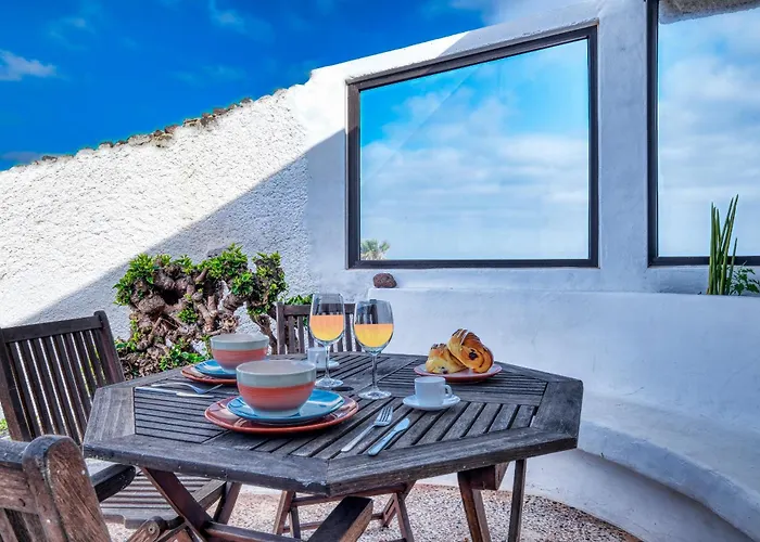 Mar 122 - Ocean Views - 2 Min By Lanzarote